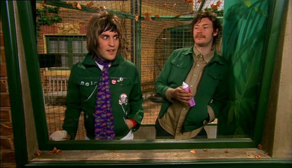 - HE'S DEAD. - HE'S NOT DEAD. 
