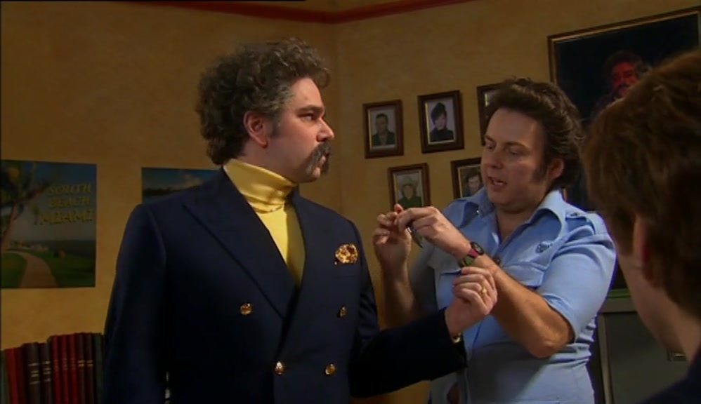 HERE, BAINBRIDGE. YOU JUST CLICK THE END LIKE THIS. CLICKETY-CLICK, CLICKETY... 