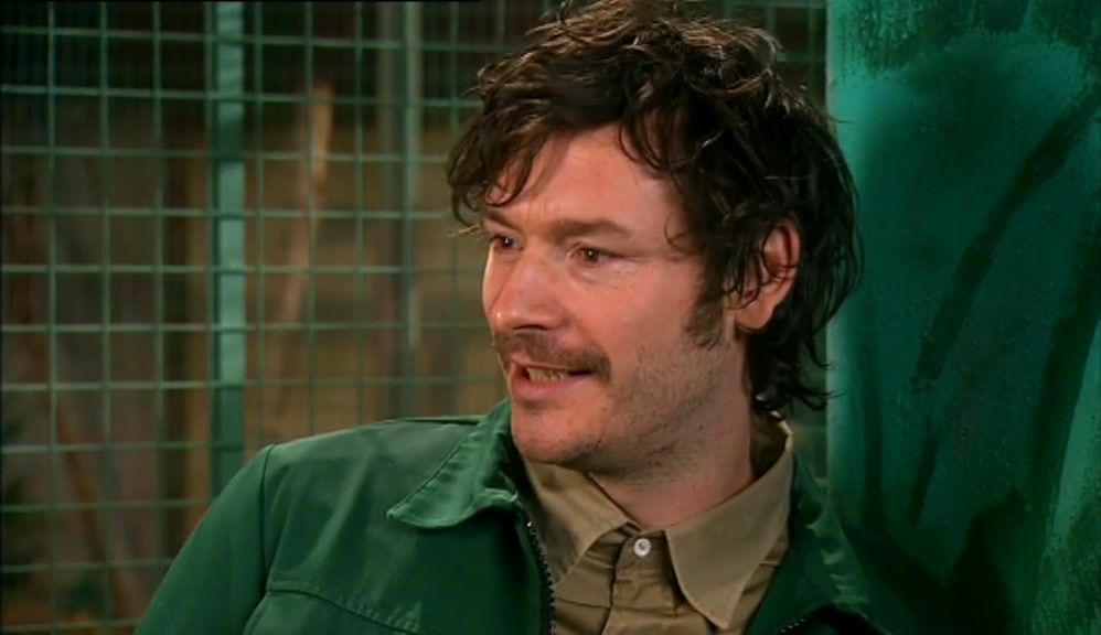 - THAT'S GOOD, IS IT? - YEAH. I RECKON I COULD TAKE HIS TITLE. 