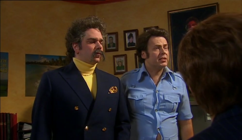 - I HATE CHEESE. - I'M QUITE PARTIAL TO A BIT OF CHEESE. 
