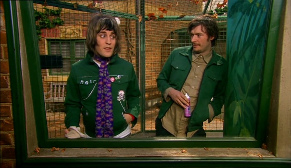 - THEY'D LOCK YOU IN A TRUNK. - THIS IS THE MOD STYLE. 