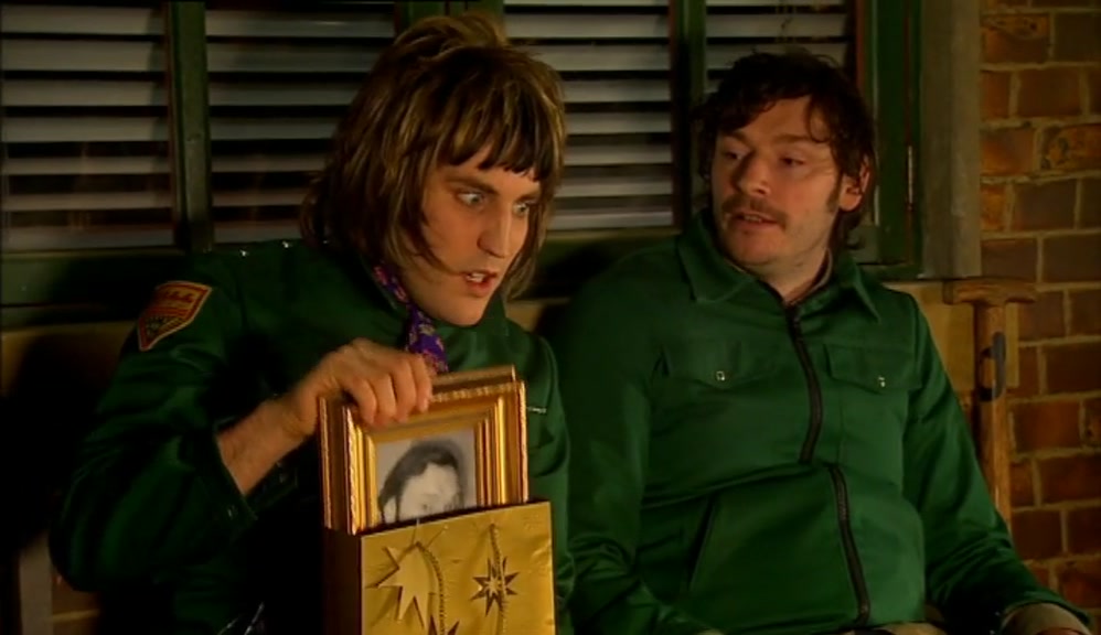 - WHAT DID YOU GET ME? - ER... 
