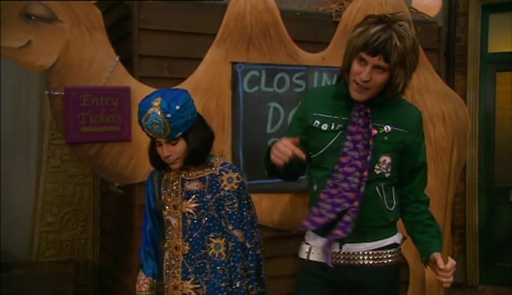 I AM KING OF THE MODS SO I'LL PUT A PARKA ON AND WALK ABOUT LIKE THAT, 