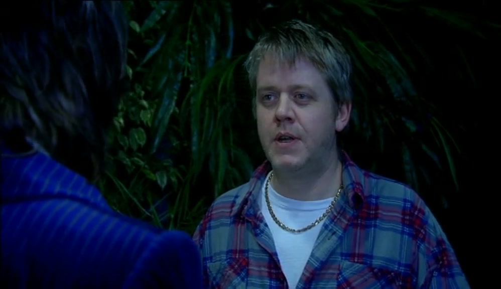YOU HAVEN'T SEEN MY MATE HOWARD, HAVE YOU? KIND OF TALL, SCRUFFY HAIR. 
