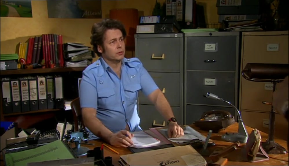 WHAT QUALIFICATIONS DO YOU TWO FEEL YOU HAVE TO WORK HERE AT THE ZOO? 