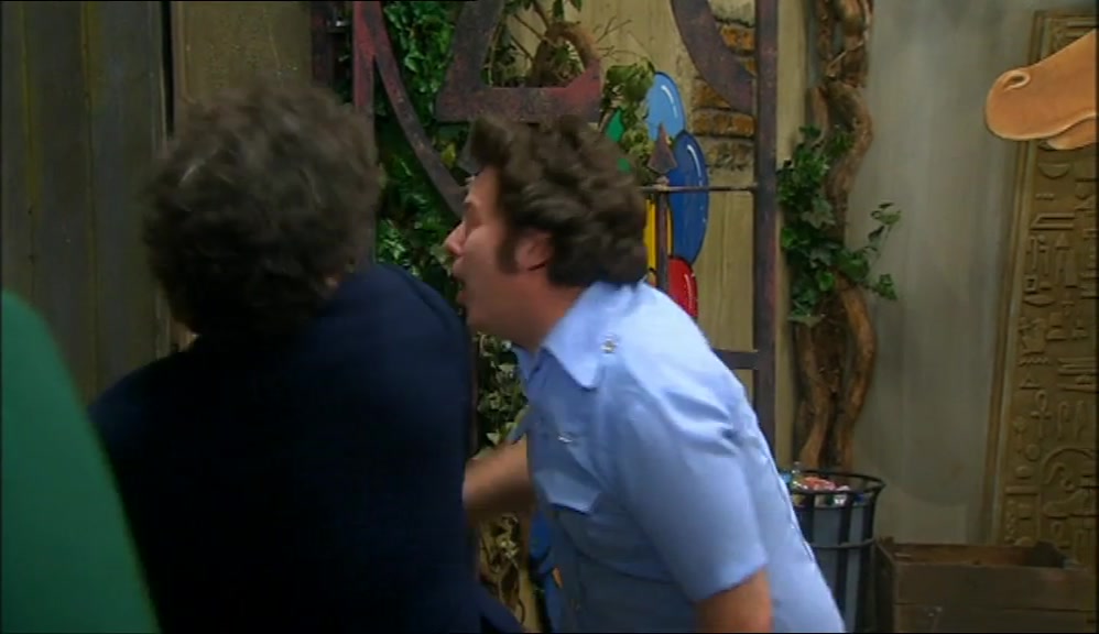 OOH! OOH!  