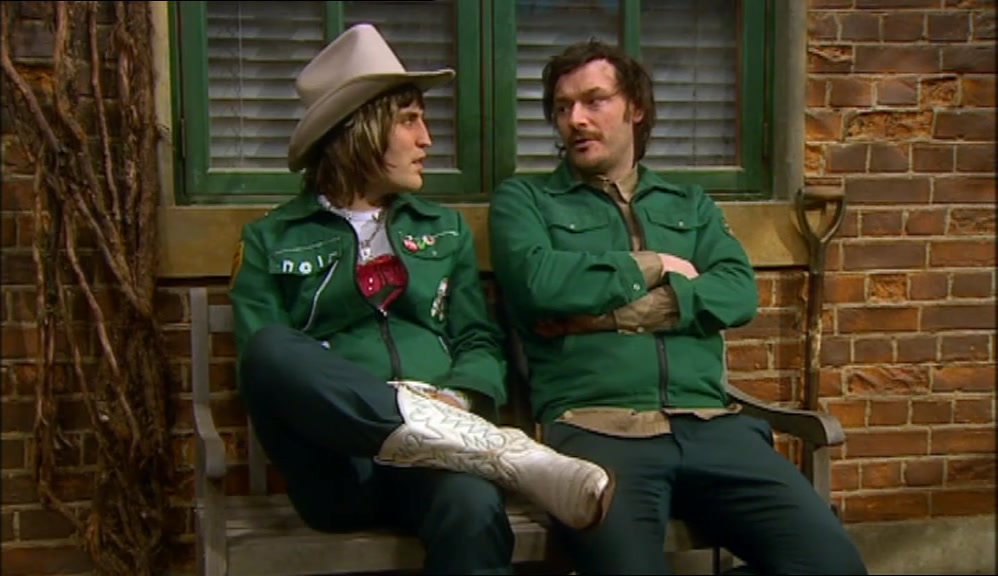 - DOUBLE? - JOYCEY. 
