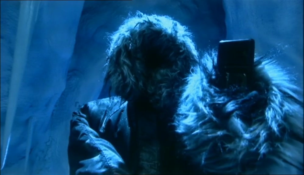 - THAT'S NOT ME. - THEN I, HOWARD MOON, WILL BE FAMOUS. 