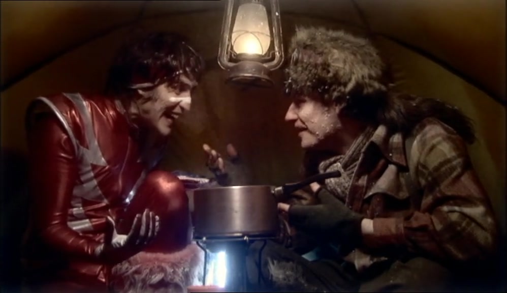 - IT'S WORKING. - HE'S TALKING ABOUT THE EGG. 