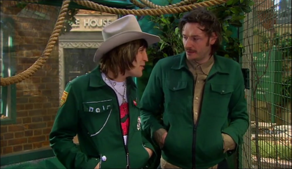 THAT'S USELESS. LOOK AT HIS. IT'S LIKE A SILVER HORSESHOE. 