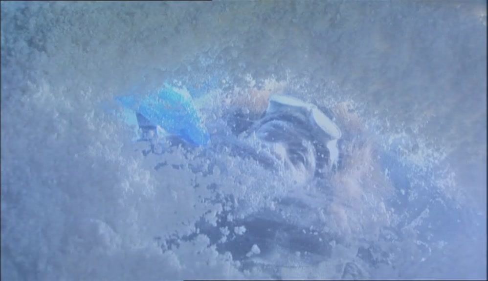 - THERE'S A MAN UNDER THE ICE. - THANK GOD. I THOUGHT IT WAS ME. 