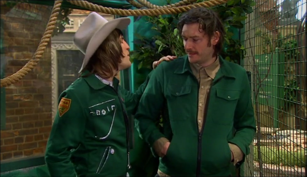 - JUST RELAX. - I CAN'T. 