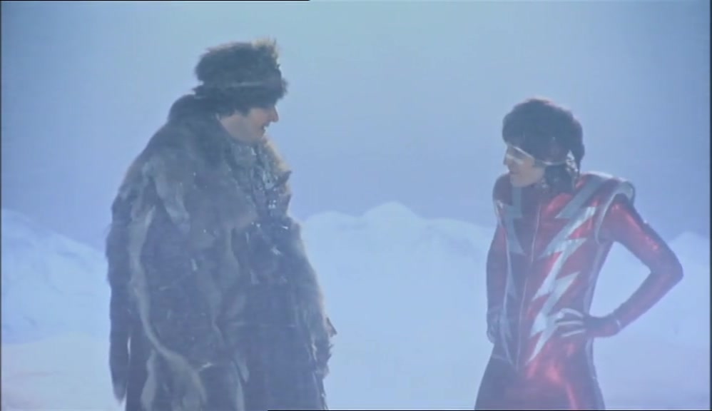 SERIOUSLY, THOUGH. CHECK OUT MY ICY WARDROBE. 