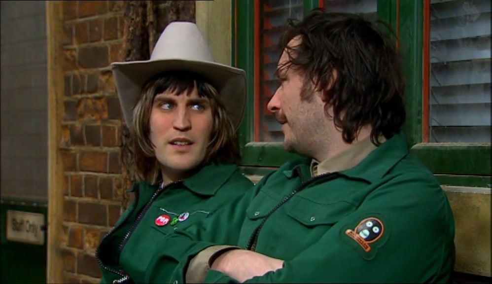 - YOU CAME WITH ME ON THE TRAM SYSTEM. - THAT WASN'T ME. 