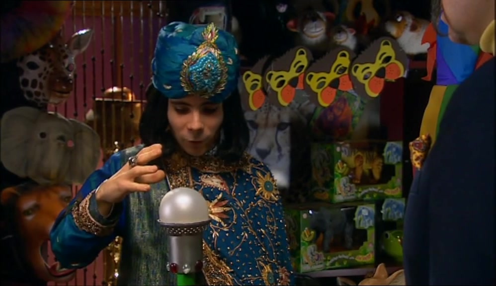 TO LOOK FOR THE EGG OF MANTUMBI.  