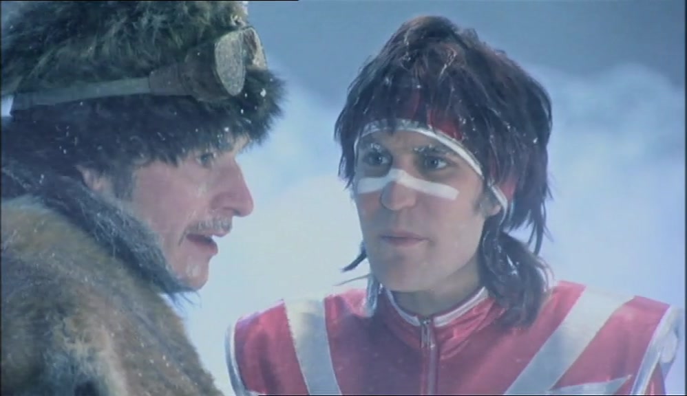 - YOU'RE SUPPOSED TO BE A ZOO KEEPER. - THIS IS THE ARCTIC, VINCE. 