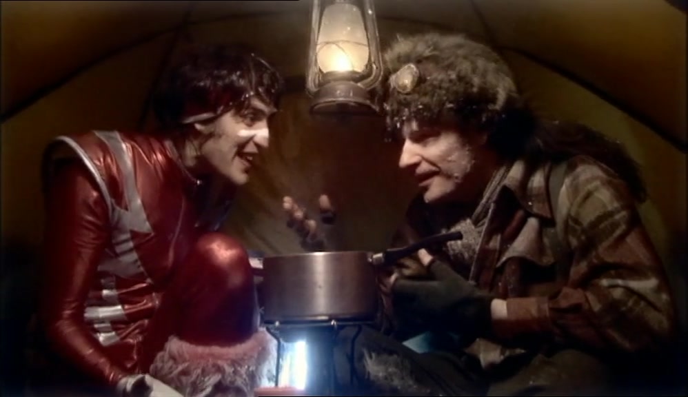 - IT'S WORKING. - HE'S TALKING ABOUT THE EGG. 