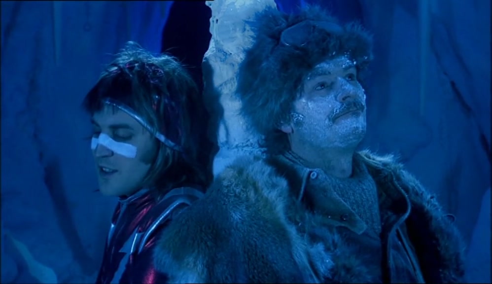 - MMM? - I DON'T WANNA DIE. 