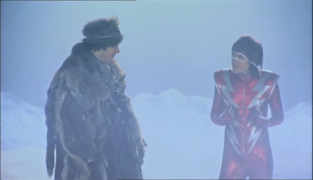 - WHAT, THE HUMAN COKE CAN? - THIS IS THE GLAM ROCK SKI SUIT. 