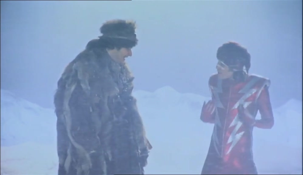 SERIOUSLY, THOUGH. CHECK OUT MY ICY WARDROBE. 