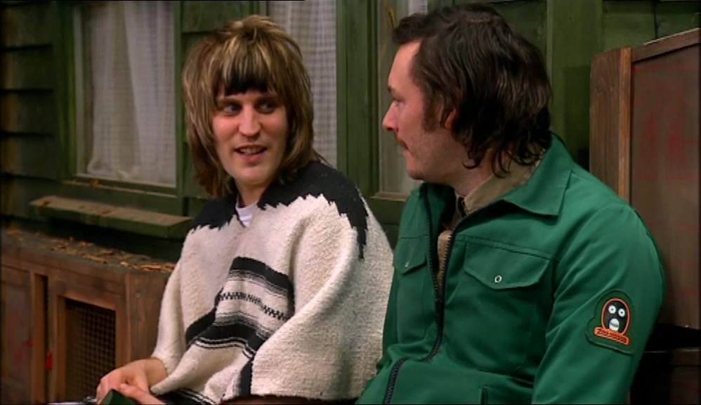 - I'M NOT. - WHY ARE YOU SCARED OF HIM? 
