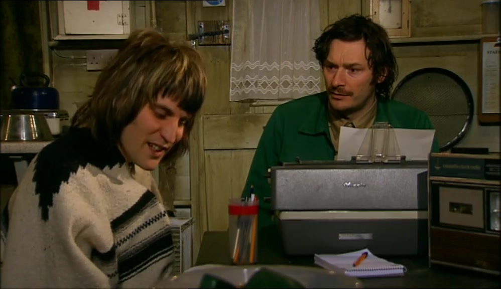 - SHE'S AN INTELLECTUAL. - REALLY? 