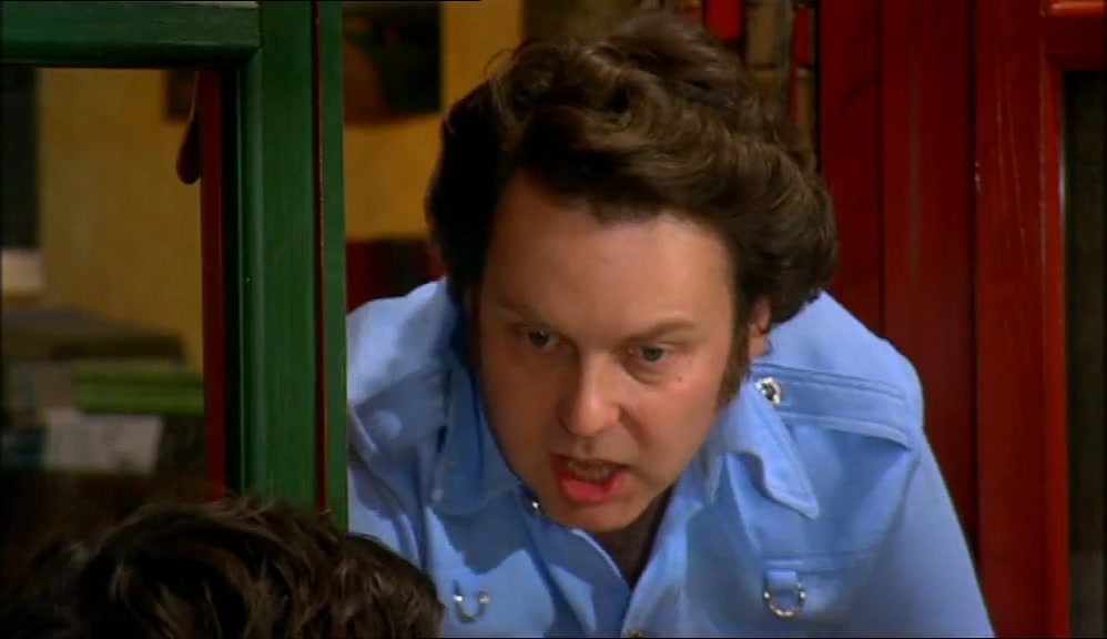 START COMING ON TO THE LADY, YOU KNOW, LA-DA-DA-DA-DA. 