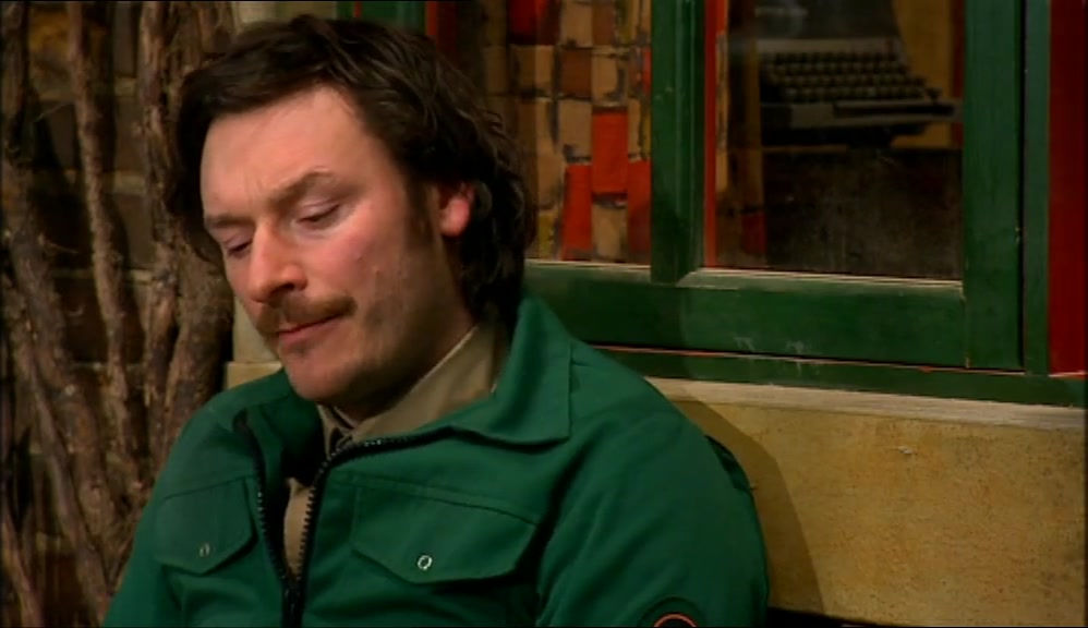 - THAT'S KNOWN AS BREEDING. - YEAH, I KNOW. HUMP TIME. 
