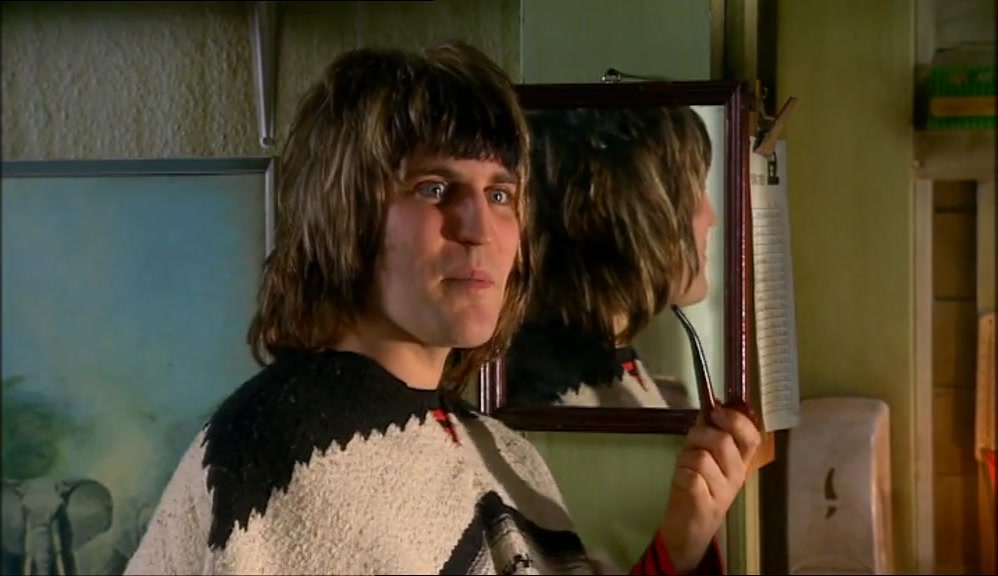 I'M GOING TO A PARTY TONIGHT. YOU'RE NOT INVITED. SO I THOUGHT YOU WOULDN'T MIND. 