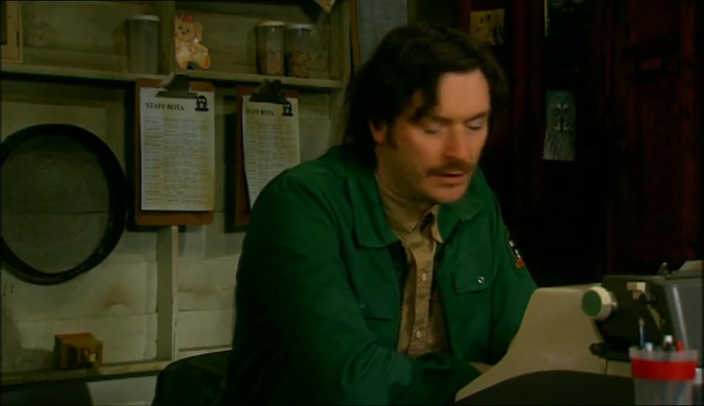 HOWARD! HOWARD? HOWARD! HOWARD!  