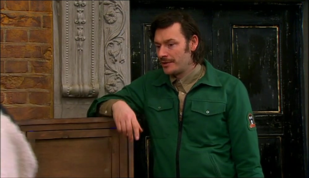 GET HIM IN THE AMBIENT HUTCH. QUICK.  