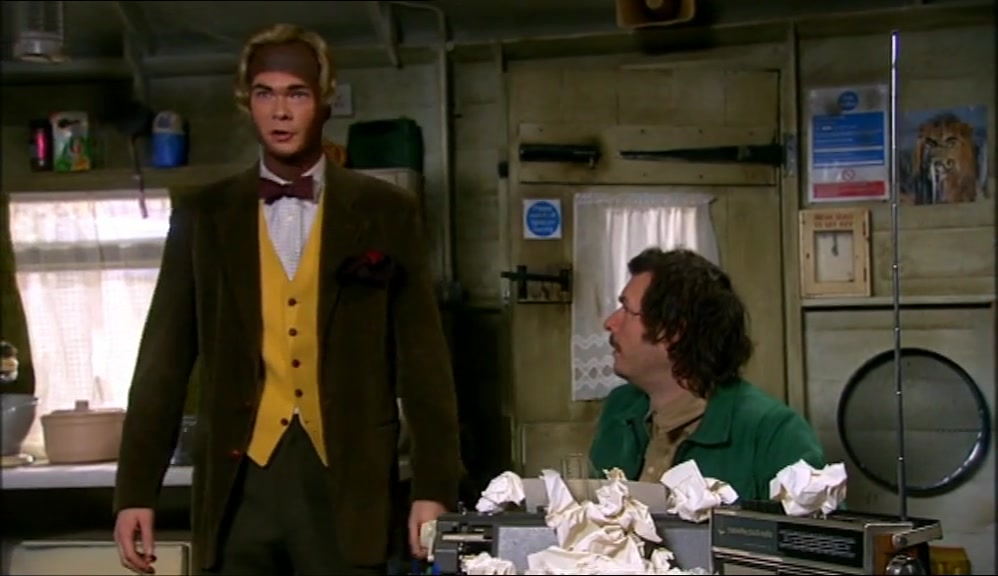 - YEAH? - IT IS I, HAMILTON CORK. 