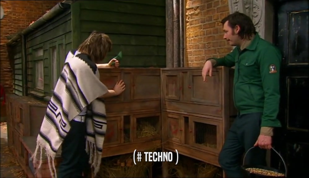 (# TECHNO )  