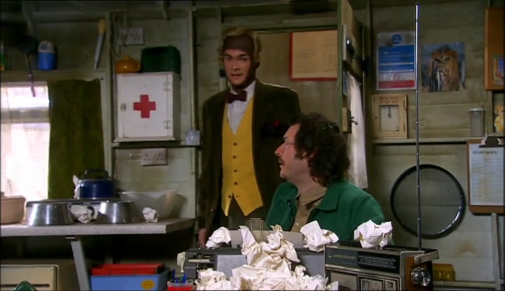 - YEAH? - IT IS I, HAMILTON CORK. 