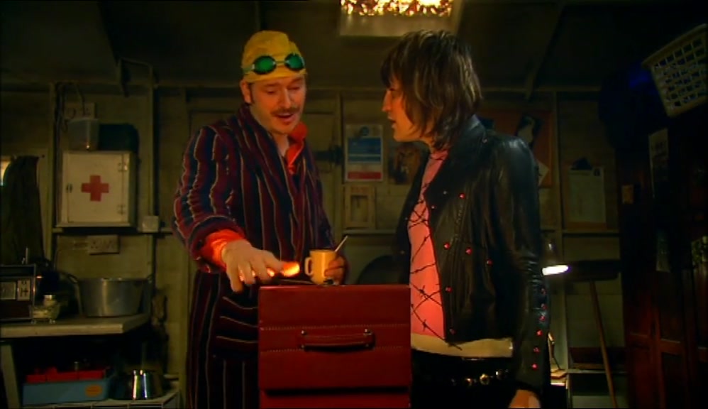- IT SEEMS LIKE A LOT. IT'S FINE, HONESTLY. - NO, IT'S NOT THAT. I CAN'T DO THE GIG. 