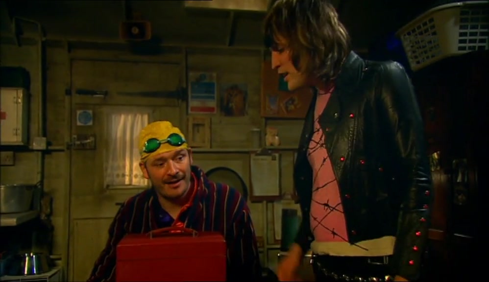 - YEAH. - I DON'T BELIEVE YOU. 