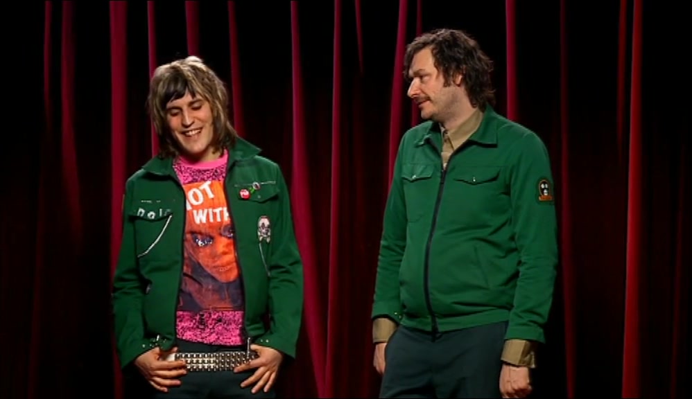 - IT'S NOT, IT'S LADY FAME. - LADY FAME WOULDN'T SHOP AT TESCO'S. 