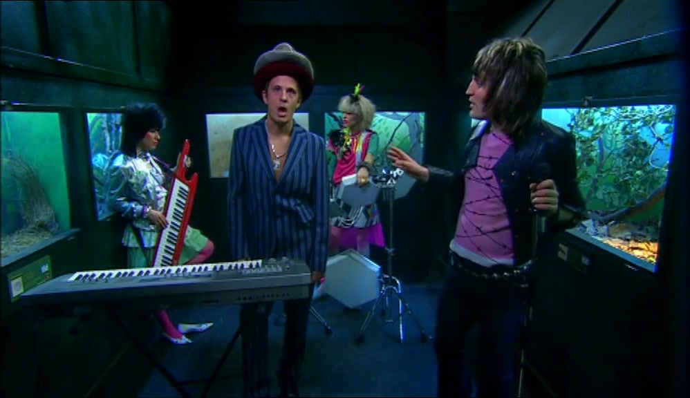 - WHY? - BECAUSE IT LOOKS FREAKISH. 