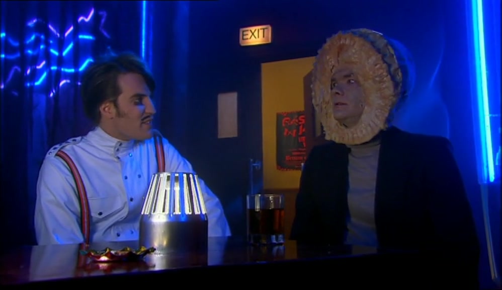 MAYBE AFTER THE GIG WE COULD HAVE A DRINK, HAVE A CHAT ABOUT STUFF. 