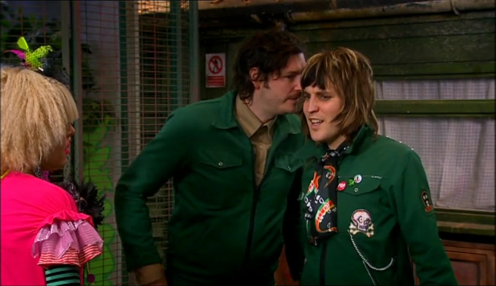 - BECAUSE I'M GETTING ON WELL. - GETTING ON WELL? 