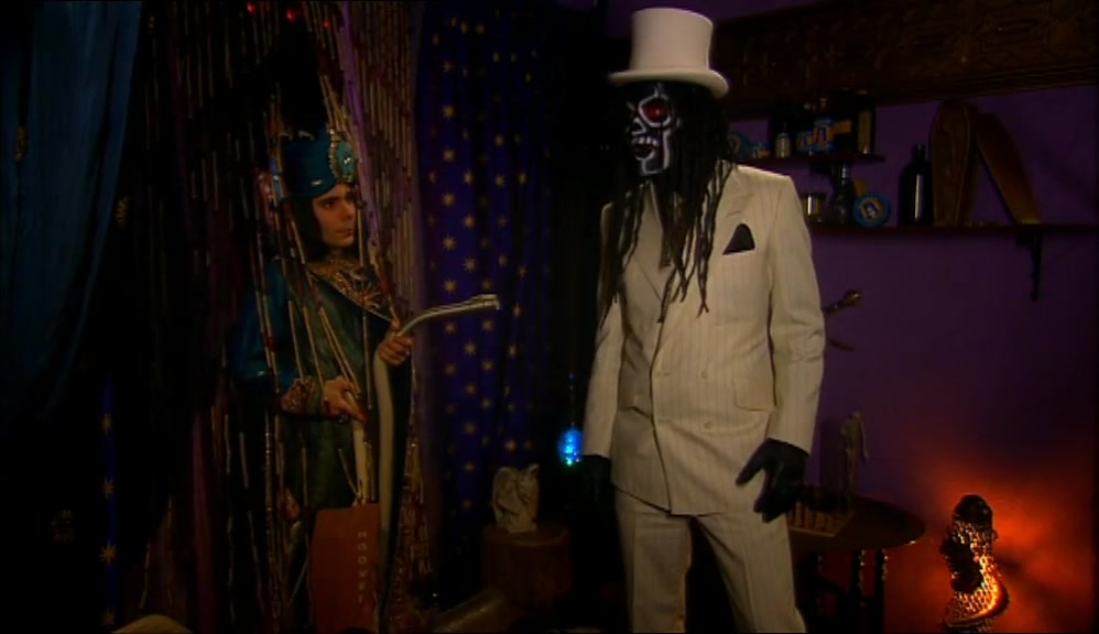 - WHO THE HELL IS THIS ASSHOLE? - I'M NABOO, THAT'S WHO. 