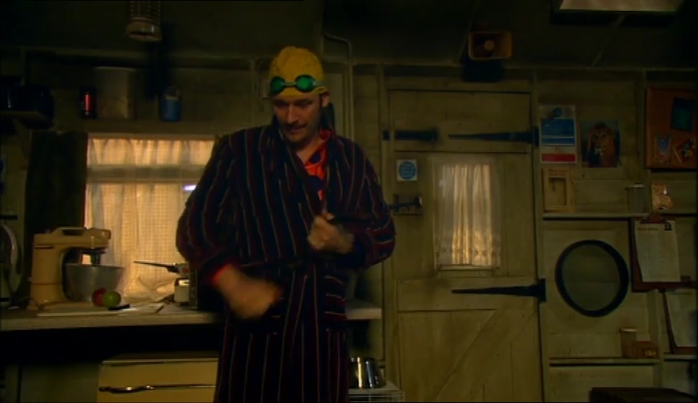 - YEAH, BUT THE LIFESTYLE, THE DRUGS. - WHAT DRUGS? 