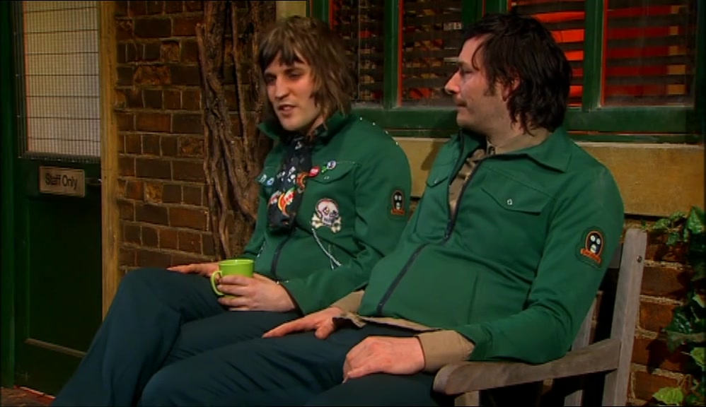 - FOR A MIXTURE OF GLAM ROCK AND FOLK. - NOBODY'S READY FOR THAT. 