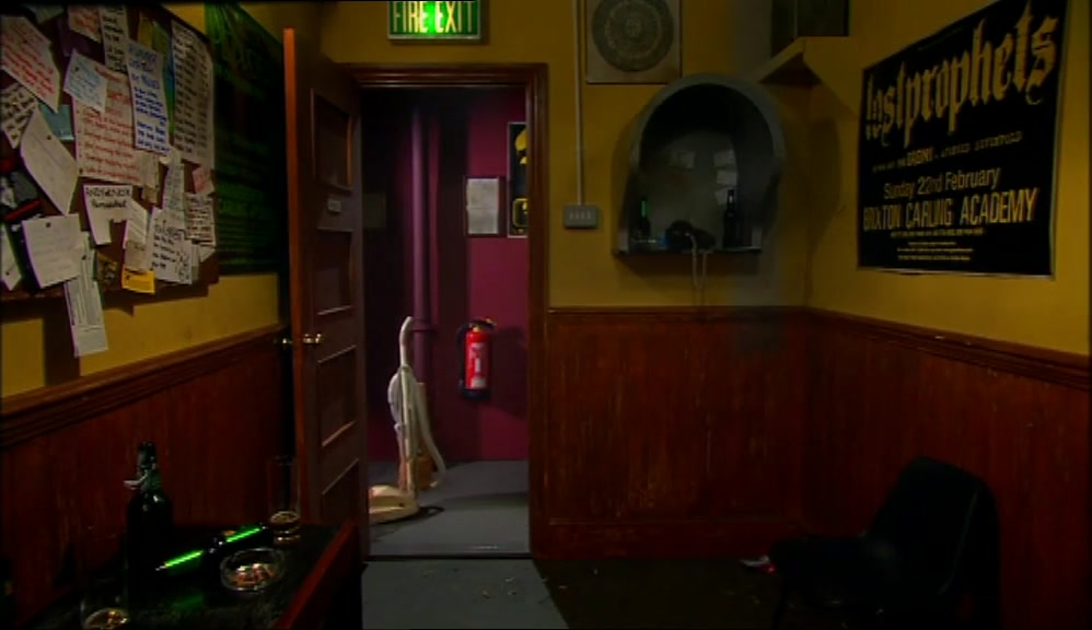 MMM, HE'S CLOSE, I CAN SMELL HIM. I CAN SMELL THE NOTES. 