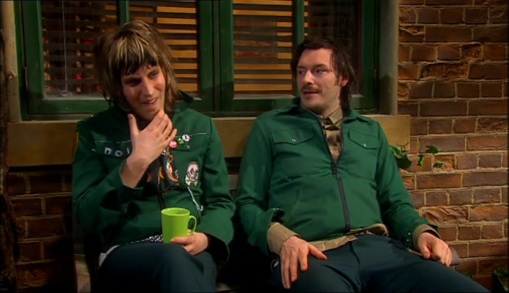 - THAT'S WHAT I'M SAYING. - WHY? 