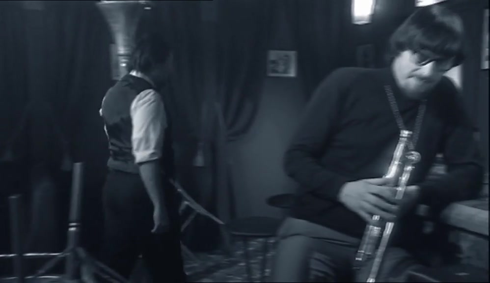 - THIS IS A JAZZ CLUB, YEAH? - YEAH. 