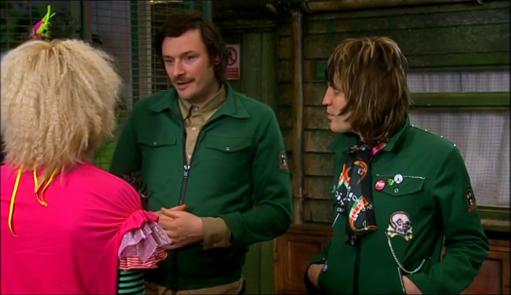 I HOPE YOU'RE ENJOYING YOUR VISIT AND ENJOYING THE ANIMALS ON DISPLAY. 