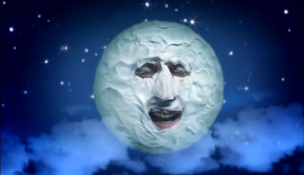 BUZZ ALDRIN, HE WALKING ON MY FACE. AND THEN THE THIRD ONE, A SPACEMAN WALKIN' ON MY FACE. 