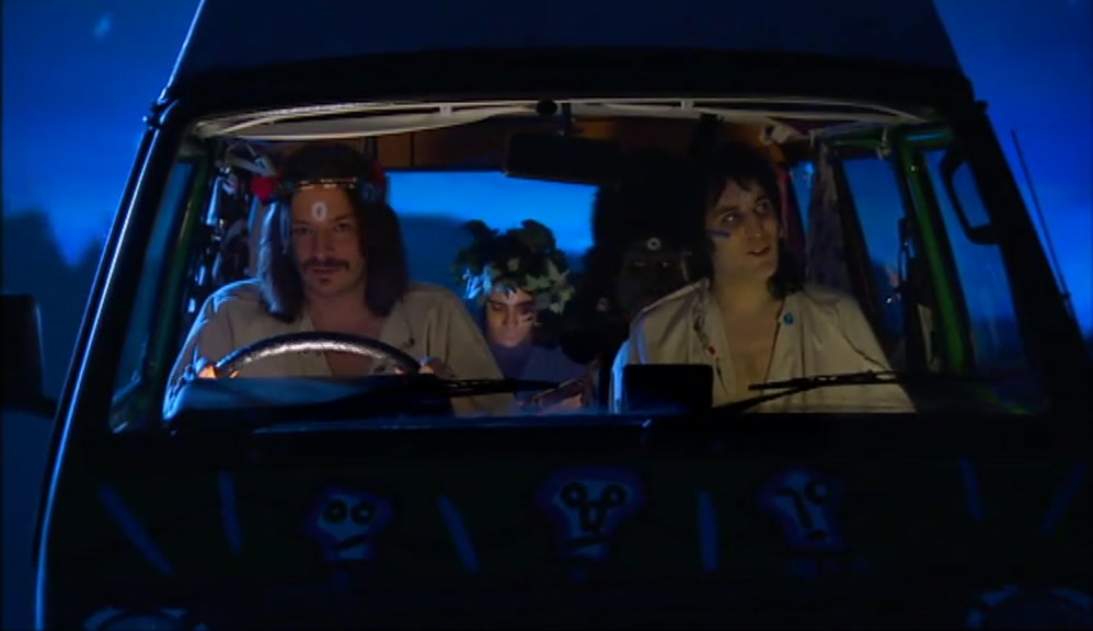 - CAN WE GO TO THE GOOFY LOUNGE NEXT YEAR? - THAT'S FINE BY ME. 