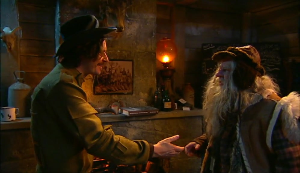 - YEAH, HOWARD MOON. - HELLO! -WELL HELLO. 